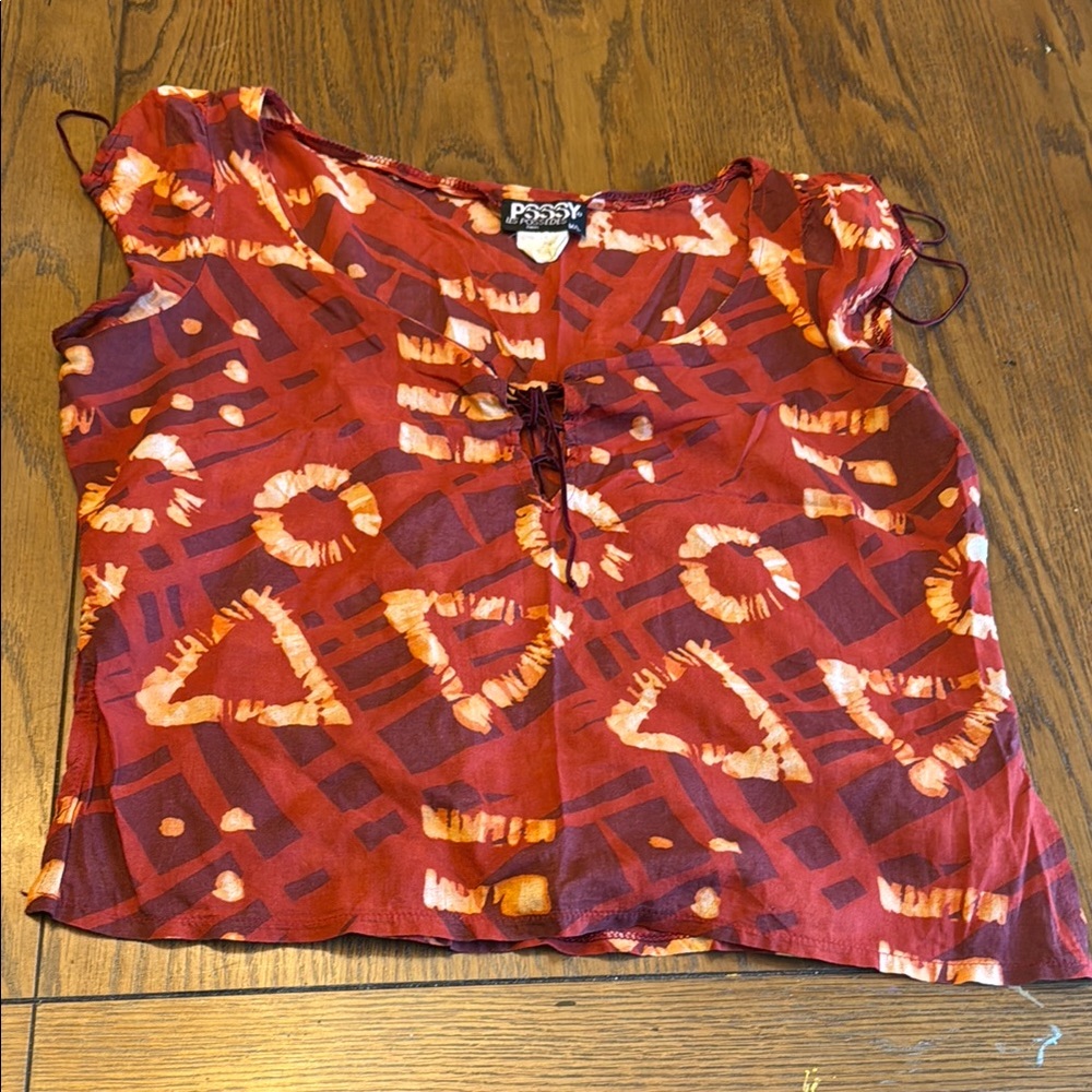 Vintage 70s/80s Red and Orange Patterned Top